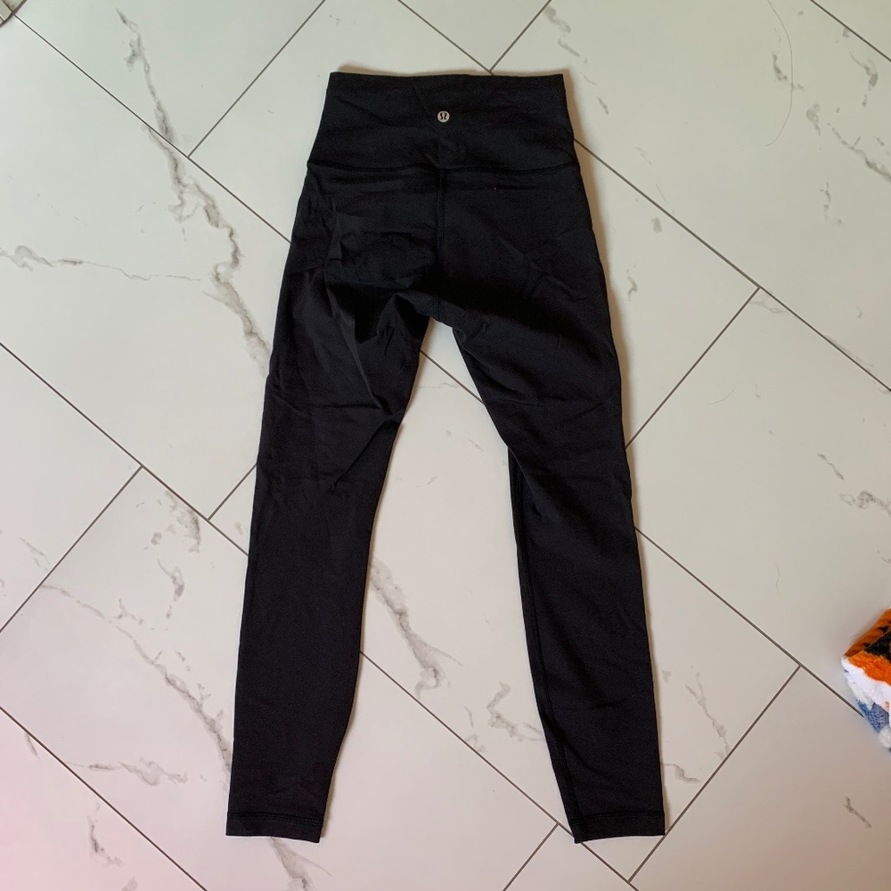 LULULEMON WUNDER UNDER HR 23" LEGGINGS